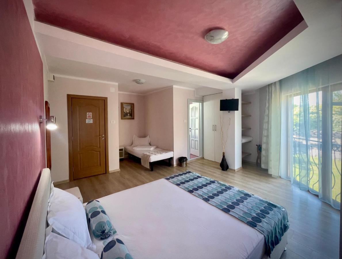 Bed and Breakfast Vamabel House Vama Veche Exteriér fotografie