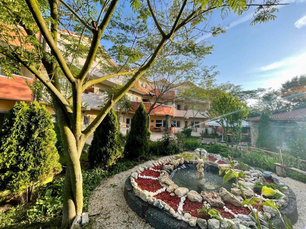 Bed and Breakfast Vamabel House Vama Veche Exteriér fotografie